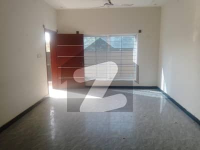 8 Marla Upper Portion For Rent