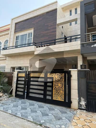 7 Marla House Available For Sale In Lake City Sector M-7A