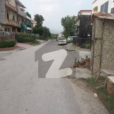 25 X 40 Corner Plot In D-12/1 50 X 50 Road Margalla Facing Plot For Sale
