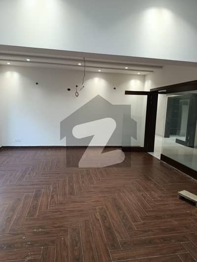 Prime Location 20 Marla House In Stunning Raza Garden Is Available For sale