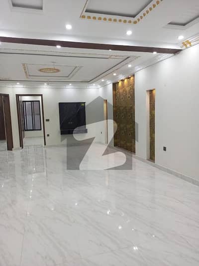 10 Marla Upper Portion Available For Rent Water Gas electricity Available Prime Location Near Tooo Park And Masjid