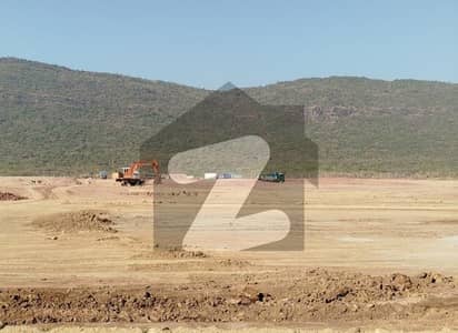 مارگلہ انکلیو اسلام آباد میں 10 مرلہ رہائشی پلاٹ 3.5 کروڑ میں برائے فروخت۔