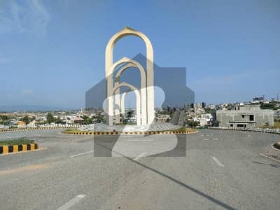 ڈی ایچ اے فیز 5 - سیکٹر سی ڈی ایچ اے ڈیفینس فیز 5,ڈی ایچ اے ڈیفینس,اسلام آباد میں 1 کنال رہائشی پلاٹ 3.6 کروڑ میں برائے فروخت۔