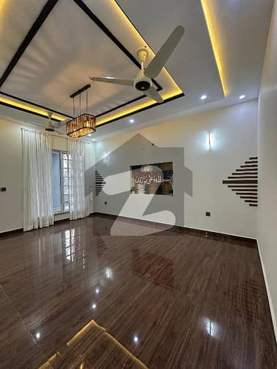 Well-Constructed House Available For Sale In Nasheman-E-Iqbal Phase 2 Well-Constructed House Available For Sale In Nasheman-E-Iqbal Phase 2