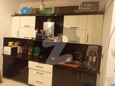 Prime 2 Bed DD Apartment For Sale In Bukhari Commercial 950 Sqft