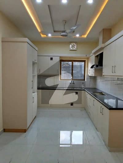 بحریہ ٹاؤن فیز 8 ۔ بلاک ایچ بحریہ ٹاؤن فیز 8,بحریہ ٹاؤن راولپنڈی,راولپنڈی میں 5 کمروں کا 10 مرلہ مکان 1.35 لاکھ میں کرایہ پر دستیاب ہے۔