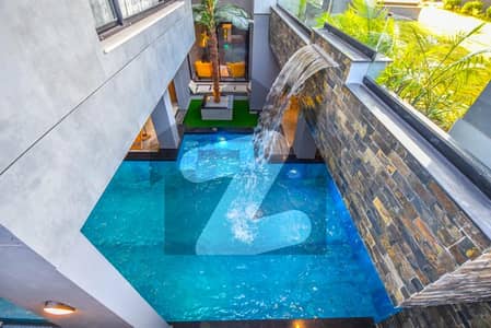 ڈی ایچ اے فیز 6 ڈیفنس (ڈی ایچ اے),لاہور میں 6 کمروں کا 1 کنال مکان 9.9 کروڑ میں برائے فروخت۔