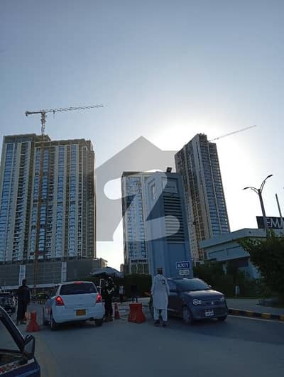 امارکریسنٹ بے ڈی ایچ اے فیز 8,ڈی ایچ اے ڈیفینس,کراچی میں 2 کمروں کا 7 مرلہ فلیٹ 8.7 کروڑ میں برائے فروخت۔