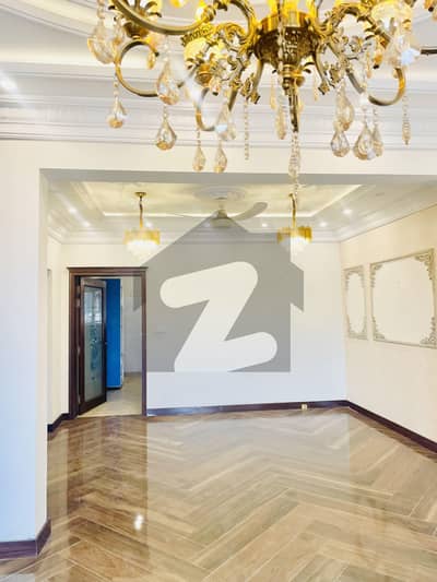 Fully renovated luxury future facing park ideal location 4 bedrooms house available urgent sale