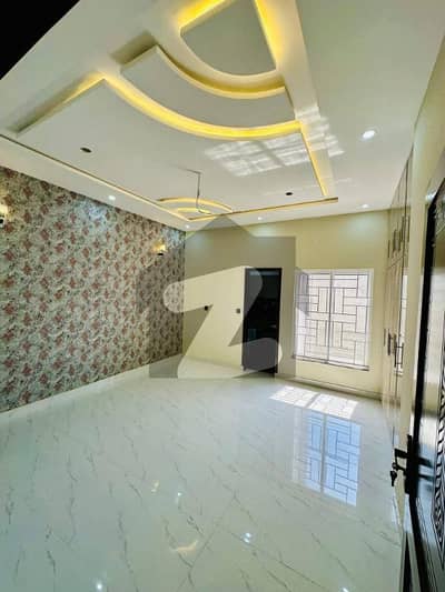 ایڈن ریزیڈینشیا ایڈن,لاہور میں 3 کمروں کا 5 مرلہ بالائی پورشن 45.0 ہزار میں کرایہ پر دستیاب ہے۔