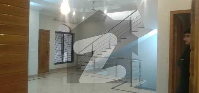 آئی ۔ 8/4 آئی ۔ 8,اسلام آباد میں 3 کمروں کا 14 مرلہ بالائی پورشن 1.7 لاکھ میں کرایہ پر دستیاب ہے۔