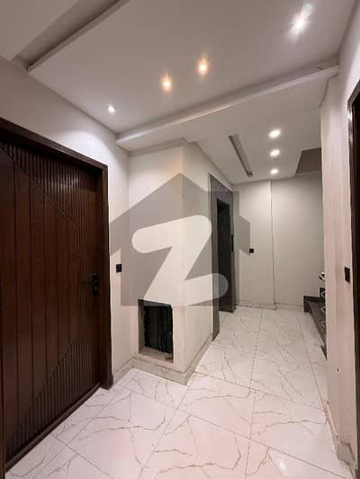 اتحاد ٹاؤن فیز ١ اتحاد ٹاؤن,رائیونڈ روڈ,لاہور میں 1 کمرے کا 2 مرلہ فلیٹ 65.0 ہزار میں کرایہ پر دستیاب ہے۔