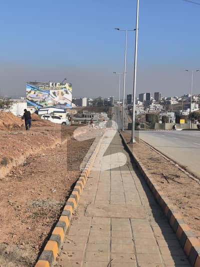 ڈی ایچ اے فیز 5 ۔ سیکٹر جے ڈی ایچ اے ڈیفینس فیز 5,ڈی ایچ اے ڈیفینس,اسلام آباد میں 10 مرلہ رہائشی پلاٹ 2.4 کروڑ میں برائے فروخت۔