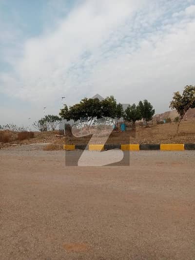 ڈی ایچ اے ویلی - بلیوبیل سیکٹر ڈی ایچ اے ویلی,ڈی ایچ اے ڈیفینس,اسلام آباد میں 8 مرلہ پلاٹ فائل 17.0 لاکھ میں برائے فروخت۔