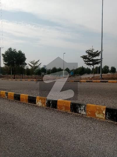 ڈی ایچ اے ویلی - جاسمین سیکٹر ڈی ایچ اے ویلی,ڈی ایچ اے ڈیفینس,اسلام آباد میں 5 مرلہ پلاٹ فائل 10.5 لاکھ میں برائے فروخت۔