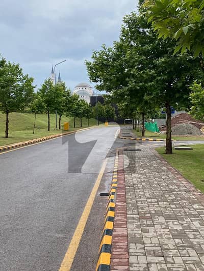 5M No Tax , No Transfer fee , No possession Charges Possessionable plot for sale in Block H