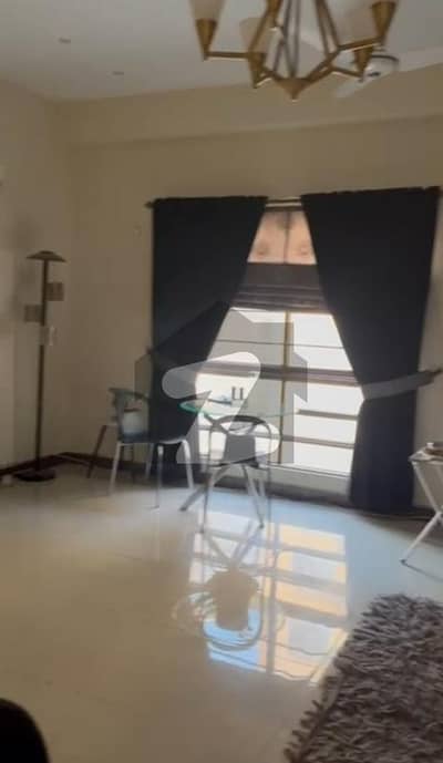 ڈی ایچ اے ڈیفینس فیز 5 ڈی ایچ اے ڈیفینس,اسلام آباد میں 3 کمروں کا 11 مرلہ فلیٹ 3.25 کروڑ میں برائے فروخت۔