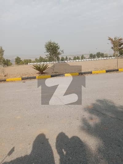 ڈی ایچ اے ویلی - روز سیکٹر ڈی ایچ اے ویلی,ڈی ایچ اے ڈیفینس,اسلام آباد میں 8 مرلہ کمرشل پلاٹ 1.5 کروڑ میں برائے فروخت۔