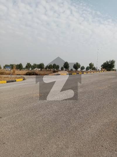 ڈی ایچ اے ویلی - منگولیا سیکٹر ڈی ایچ اے ویلی,ڈی ایچ اے ڈیفینس,اسلام آباد میں 4 مرلہ کمرشل پلاٹ 70.0 لاکھ میں برائے فروخت۔