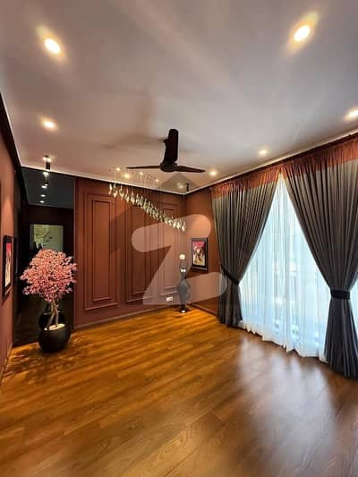 BEAUTIFUL HOUSE FOR SALE AVAILABLE