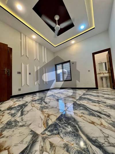 آئی ۔ 8 اسلام آباد میں 8 کمروں کا 1 کنال مکان 5.0 لاکھ میں کرایہ پر دستیاب ہے۔