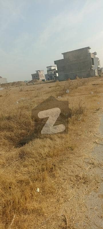 جی ۔ 15/3 جی ۔ 15,اسلام آباد میں 5 مرلہ رہائشی پلاٹ 2.15 کروڑ میں برائے فروخت۔