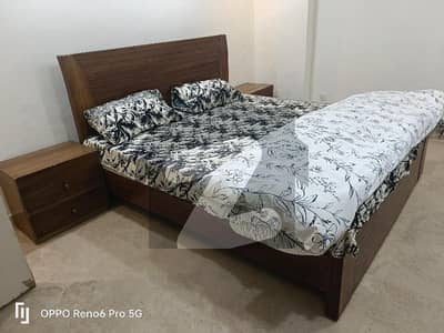 3 bedroom furnishe apartment for rent in bahria town