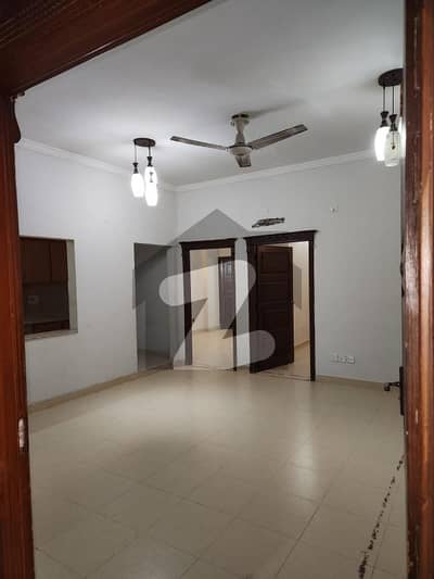 ای ۔ 11 اسلام آباد میں 2 کمروں کا 7 مرلہ فلیٹ 65.0 ہزار میں کرایہ پر دستیاب ہے۔