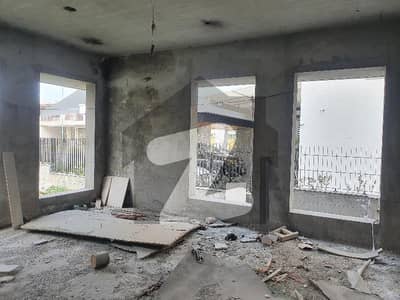 ڈیفینس رایا ڈی ایچ اے ڈیفینس,لاہور میں 5 کمروں کا 1 کنال مکان 10.75 کروڑ میں برائے فروخت۔