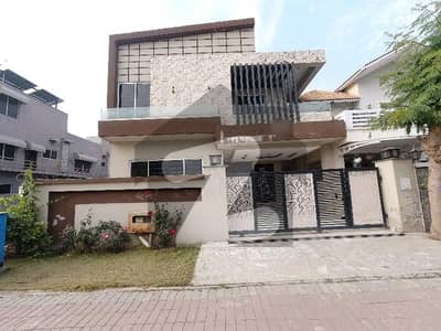 10 Marla House For Sale In Bahria Town Phase 3
