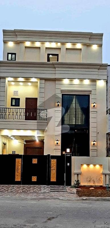 سٹی ہاؤسنگ سوسائٹی گوجرانوالہ میں 4 کمروں کا 5 مرلہ مکان 1.9 کروڑ میں برائے فروخت۔