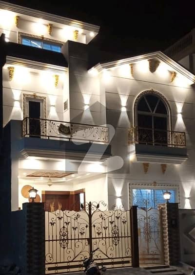 سٹی ہاؤسنگ سوسائٹی گوجرانوالہ میں 4 کمروں کا 5 مرلہ مکان 1.9 کروڑ میں برائے فروخت۔