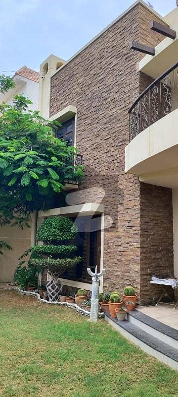 ڈی ایچ اے فیز 6 ڈی ایچ اے ڈیفینس,کراچی میں 5 کمروں کا 1 کنال مکان 16.5 کروڑ میں برائے فروخت۔