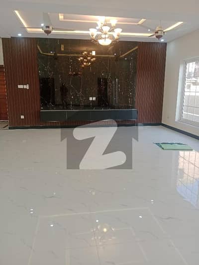 ڈی ۔ 12/2 ڈی ۔ 12,اسلام آباد میں 3 کمروں کا 1 کنال زیریں پورشن 2.5 لاکھ میں کرایہ پر دستیاب ہے۔