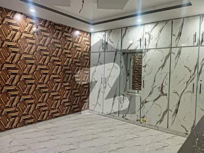 3 MARLA RENOVATED HOUSE FOR SALE IN ZEENAT BLOCK ALLAMA IQBAL TOWN