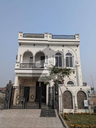 5 MARLA BRAND NEW HOUSE FOR SALE