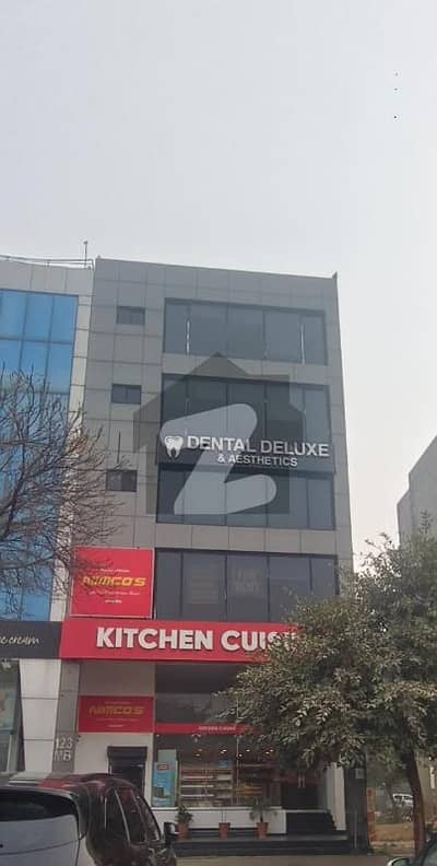 ڈی ایچ اے 9 ٹاؤن ڈیفنس (ڈی ایچ اے),لاہور میں 1 کمرے کا 4 مرلہ دفتر 35.0 ہزار میں کرایہ پر دستیاب ہے۔