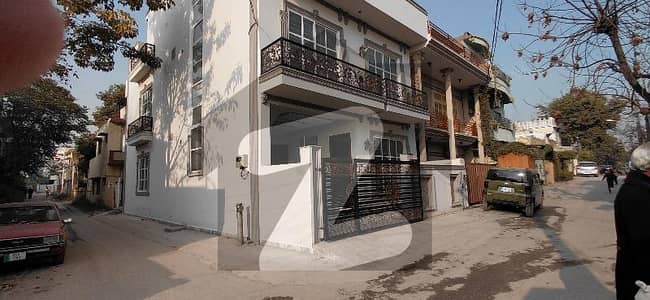 25x60 Corner Brand New Sun face House For Sale