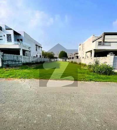 10 Marla Top Location Plot No- 1098 Block D Phase 9 Town DHA Lahore For Urgent Sale