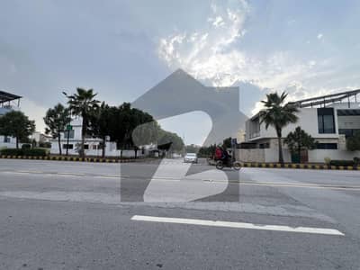 Bahria enclave islamabad Sector C kanal main boulevard plot for sale