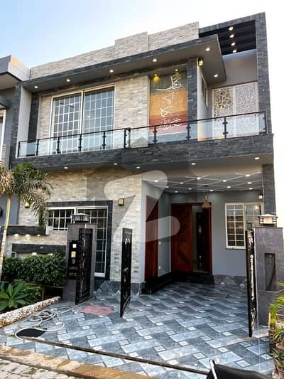 5 Marla House Available For Sale In Lake City Sector M-7 Block C