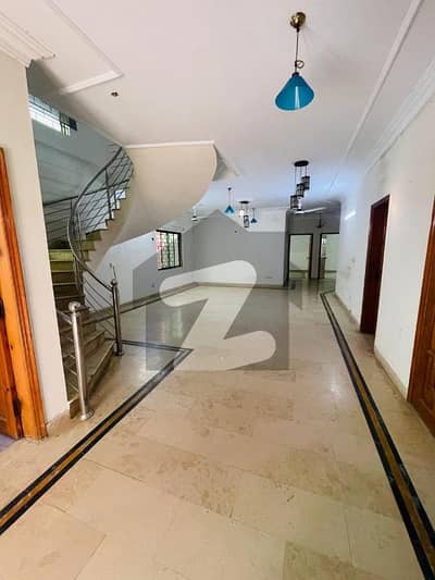 Prime Location House Of 500 Square Yards For rent In DHA Phase 5