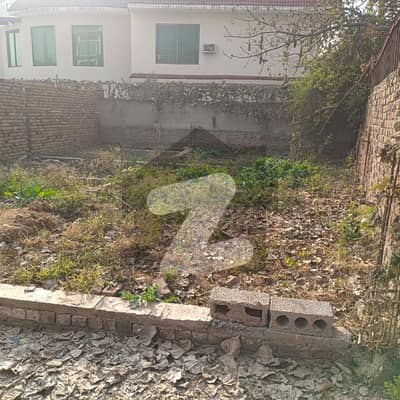 بنی گالہ اسلام آباد میں 5 مرلہ رہائشی پلاٹ 90.0 لاکھ میں برائے فروخت۔