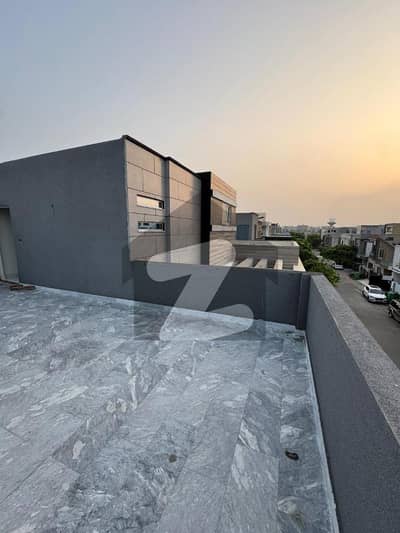 بحریہ ٹاؤن سیکٹر سی بحریہ ٹاؤن,لاہور میں 5 کمروں کا 10 مرلہ مکان 3.25 کروڑ میں برائے فروخت۔