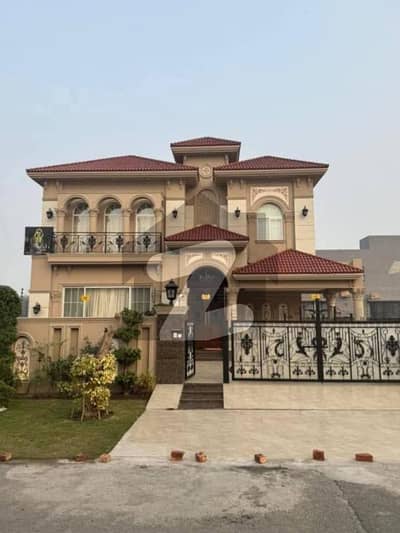10 Marla House available for rent in DHA phase 2 Block-Q Lahore.