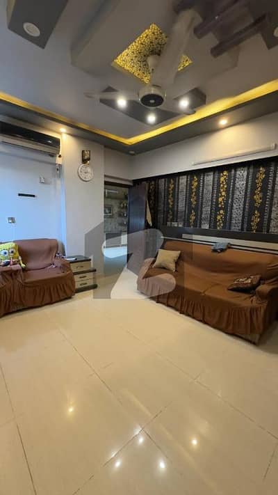 Flat Available For Sale | Kharadar Punjabi Club