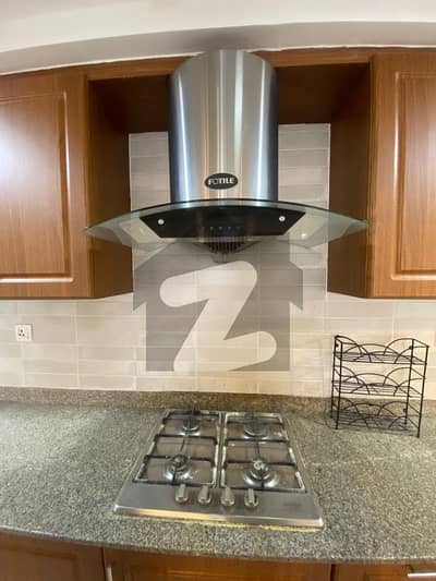 امارکریسنٹ بے ڈی ایچ اے فیز 8,ڈی ایچ اے ڈیفینس,کراچی میں 4 کمروں کا 5 کنال مکان 4.0 لاکھ میں کرایہ پر دستیاب ہے۔