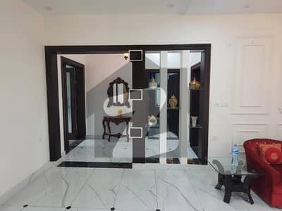 گارڈن ٹاؤن گوجرانوالہ میں 5 کمروں کا 6 مرلہ مکان 86.0 ہزار میں کرایہ پر دستیاب ہے۔