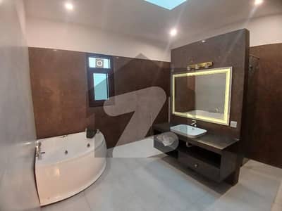 500 YARD BRAND NEW LUXURY ARCHITECT DESIGNER BUNGALOW FOR RENT