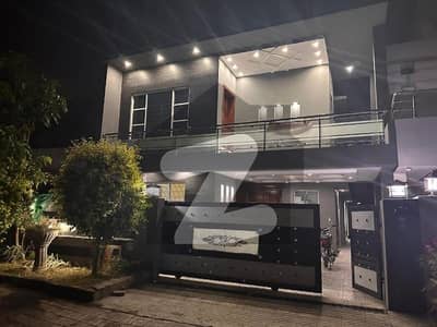 10 Marla House For Sale In Bahria Town Phase 3